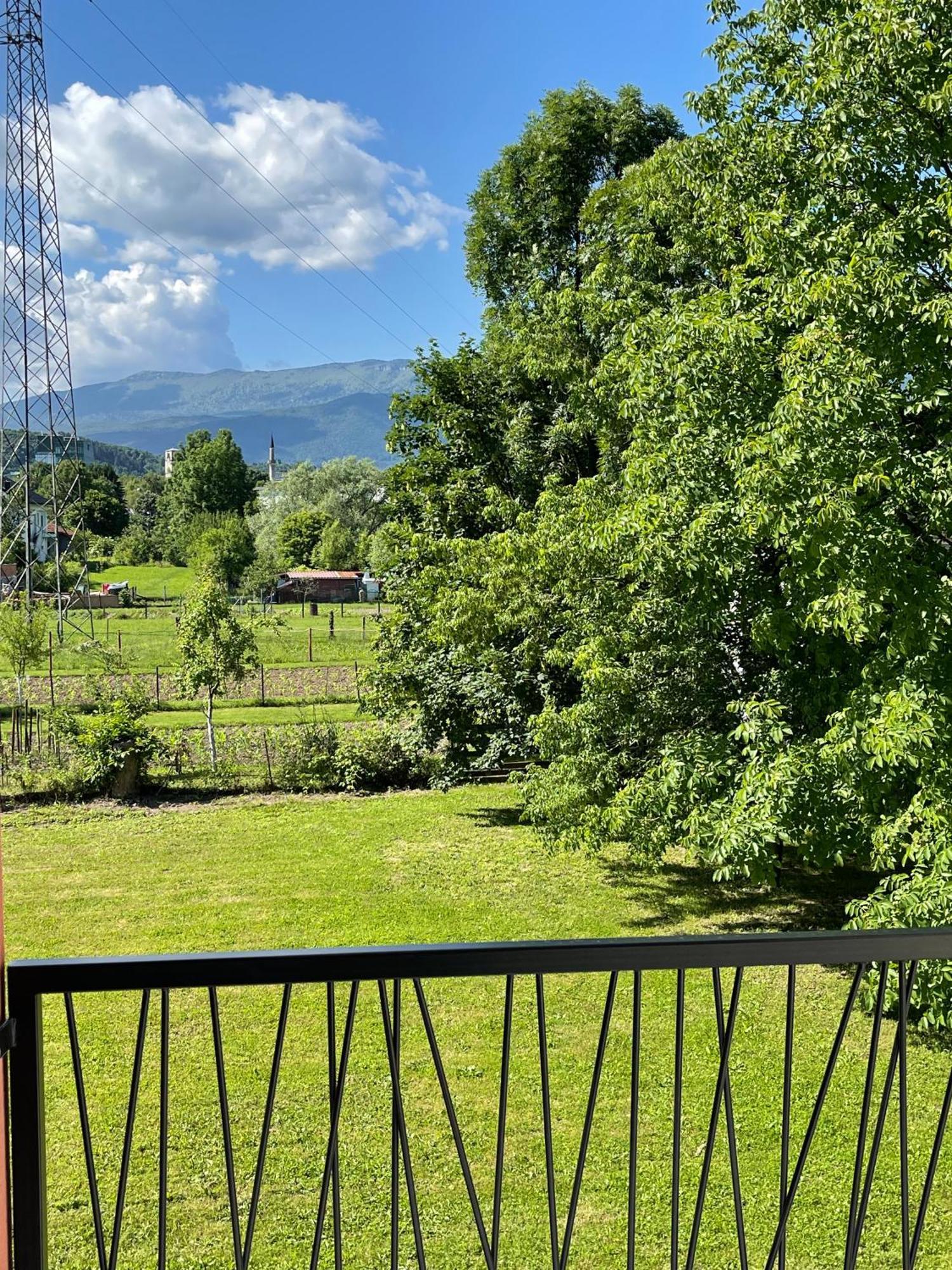 Apartment Vila Tara Бихач Экстерьер фото